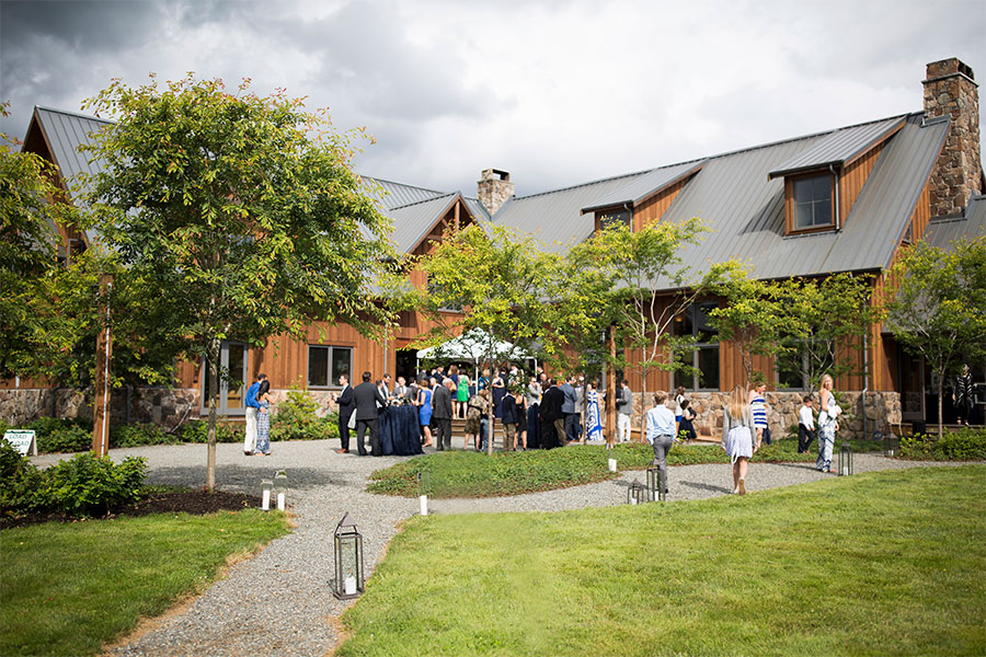 Gigi Hickman Photography Wedding at Fall City Farms