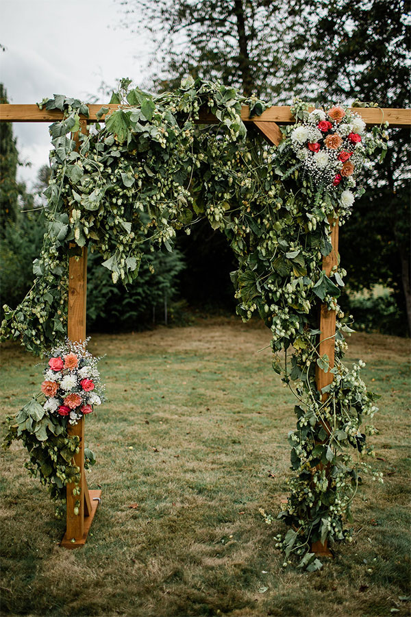 Melinda Burgess Photography Wedding at Fall City Farms