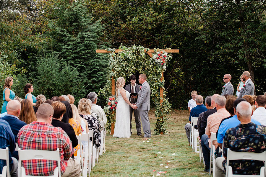 Melinda Burgess Photography Wedding at Fall City Farms