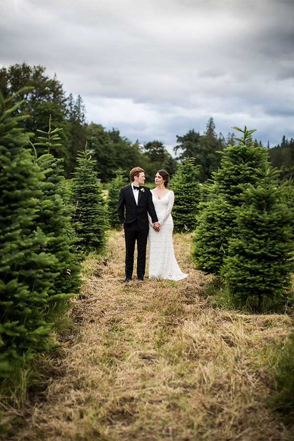 Gigi Hickman Photography Wedding at Fall City Farms